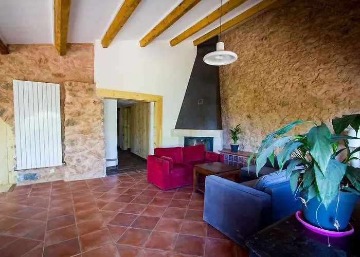 بيت للعطل La Bergerie Du Chateau De *