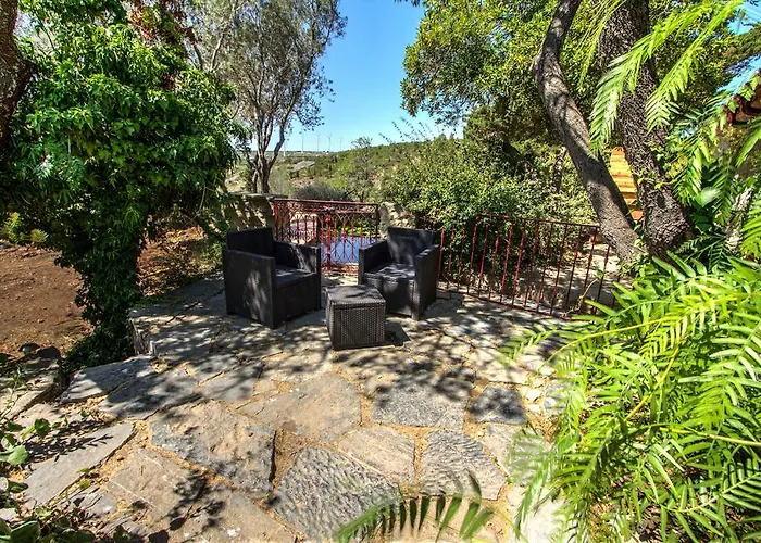 بيت للعطل La Bergerie Du Chateau De *